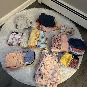 Baby Girl Clothing Lot 0-3 months